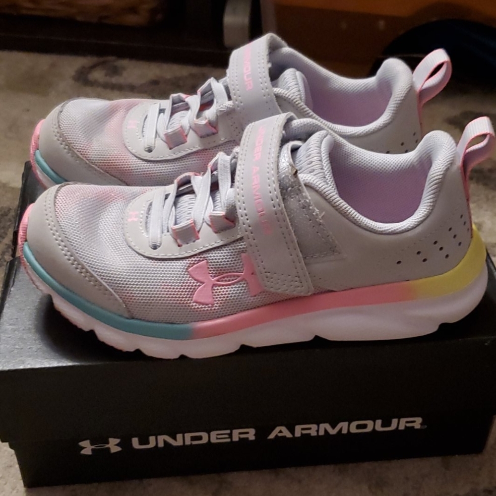Under Armour girls sneakers size 13